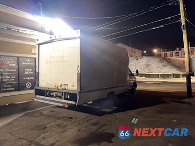 Czwarte zdjęcie samochodu z boku: 2005 CHEVROLET EXPRESS G3500 VIN:1GBHG31U851174115 - miniatura