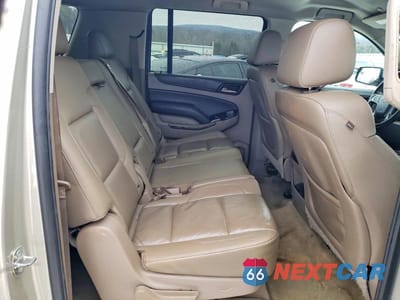 Zdjęcie 11 z 12 samochodu: 2015 CHEVROLET SUBURBAN C1500 LT VIN:1GNSCJKC3FR560037 - miniatura