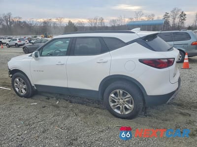 Drugie zdjęcie samochodu z przodu: 2019 CHEVROLET BLAZER 2LT VIN:3GNKBGRS8KS690986 - miniatura