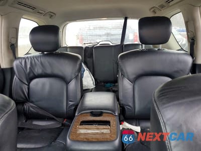 Zdjęcie 10 z 12 samochodu: 2015 INFINITI QX80 VIN:JN8AZ2NE3F9083118 - miniatura