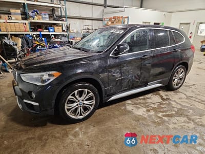 2018 BMW X1 XDRIVE28I WBXHT3C35J5L25476 - główne zdjęcie licytacji z USA - miniatura
