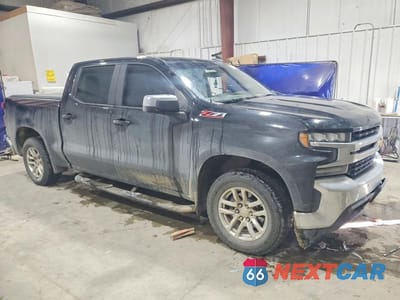 Czwarte zdjęcie samochodu z boku: 2019 CHEVROLET SILVERADO K1500 LT VIN:1GCUYDED8KZ104344 - miniatura