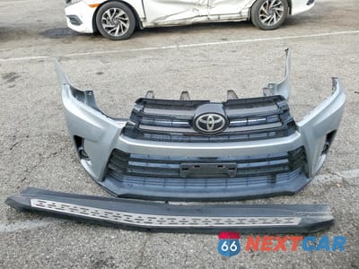 Zdjęcie 13 z 13 samochodu: 2019 TOYOTA HIGHLANDER SE VIN:5TDKZRFH7KS567953 - miniatura