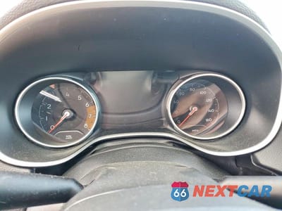 Zdjęcie 9 z 12 samochodu: 2019 JEEP COMPASS LIMITED VIN:3C4NJDCB8KT595340 - miniatura