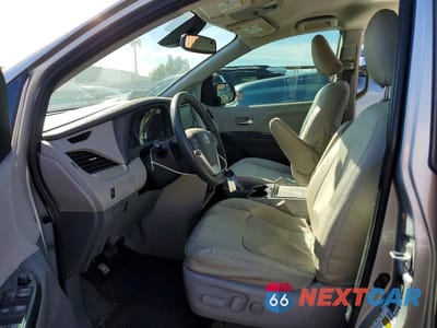 Zdjęcie 7 z 14 samochodu: 2020 TOYOTA SIENNA LE 8-PASSENGER VIN:5TDKZ3DC7LS055423 - miniatura