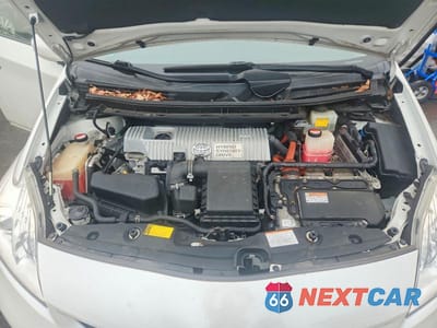 Zdjęcie 11 z 11 samochodu: 2015 TOYOTA PRIUS VIN:JTDKN3DU1F1886132 - miniatura