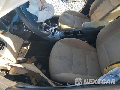 Zdjęcie 13 z 26 samochodu: 2013 HYUNDAI ELANTRA GLS VIN:5NPDH4AE9DH375471 - miniatura