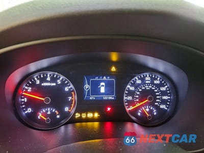 Zdjęcie 9 z 11 samochodu: 2018 KIA SPORTAGE EX VIN:KNDPN3AC6J7424804 - miniatura