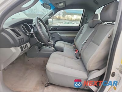 Zdjęcie 7 z 13 samochodu: 2010 TOYOTA TACOMA VIN:5TENX4CN5AZ736692 - miniatura