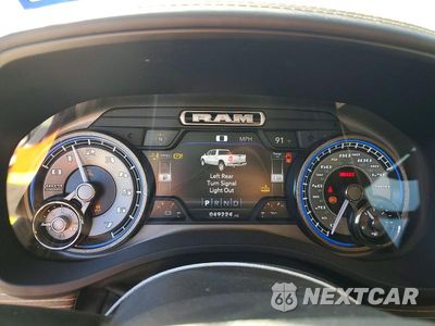 Zdjęcie 9 z 12 samochodu: 2020 RAM 1500 LIMITED VIN:1C6RREHT0LN278405 - miniatura