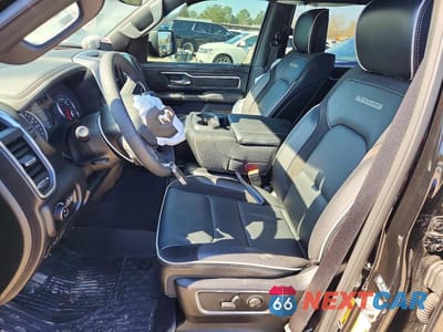 Zdjęcie 7 z 11 samochodu: 2025 RAM 1500 LARAMIE VIN:1C6SRFJP0SN772881 - miniatura