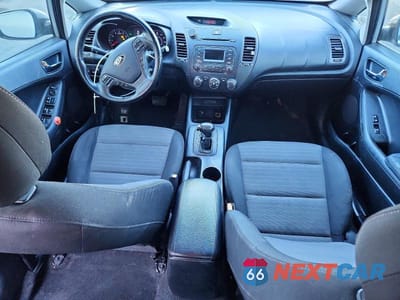 Zdjęcie 8 z 12 samochodu: 2015 KIA FORTE EX VIN:KNAFX4A89F5333243 - miniatura