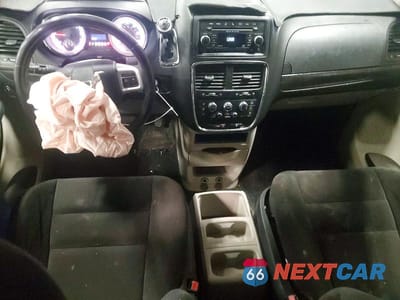 Zdjęcie 8 z 13 samochodu: 2015 DODGE GRAND CARAVAN SE VIN:2C4RDGBGXFR517349 - miniatura