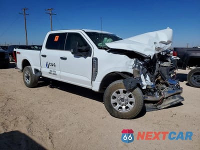 Czwarte zdjęcie samochodu z boku: 2024 FORD F250 SUPER DUTY VIN:1FT7W2BN2RED74675 - miniatura