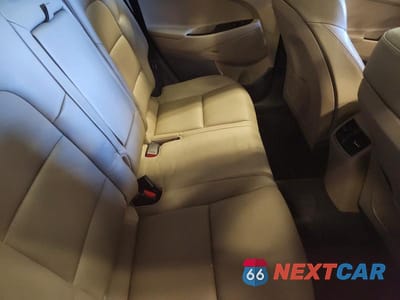 Zdjęcie 11 z 12 samochodu: 2017 HYUNDAI TUCSON LIMITED VIN:KM8J3CA27HU276799 - miniatura