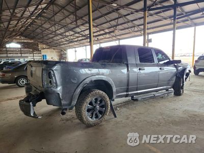 Trzecie zdjęcie samochodu z tyłu: 2022 RAM 2500 LARAMIE VIN:3C6UR5NL7NG240826 - miniatura