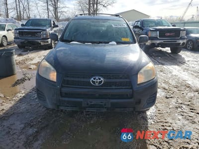 Piąte zdjęcie samochodu w środku: 2012 TOYOTA RAV4 VIN:JTMJF4DVXC5057054 - miniatura