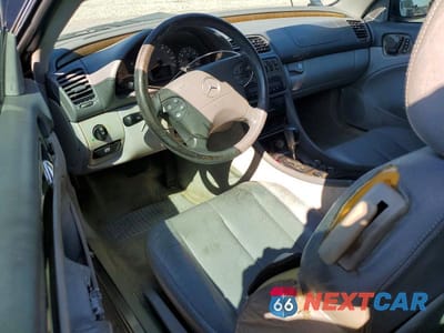 Zdjęcie 8 z 12 samochodu: 2003 MERCEDES-BENZ CLK 430 VIN:WDBLK70G33T133673 - miniatura