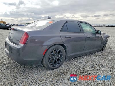 Trzecie zdjęcie samochodu z tyłu: 2022 CHRYSLER 300 TOURING VIN:2C3CCARG6NH158974 - miniatura