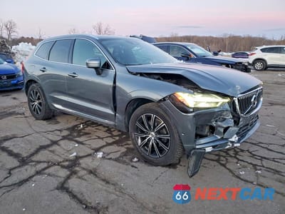 Czwarte zdjęcie samochodu z boku: 2019 VOLVO XC60 T5 INSCRIPTION VIN:LYV102RL4KB247184 - miniatura