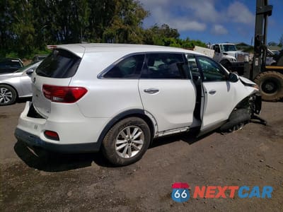 Trzecie zdjęcie samochodu z tyłu: 2019 KIA SORENTO VIN:5XYPG4A57KG490414 - miniatura