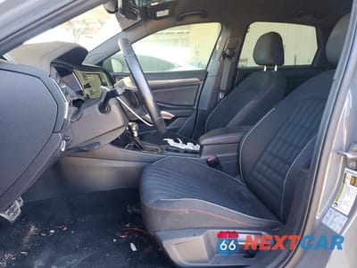 Zdjęcie 7 z 11 samochodu: 2021 VOLKSWAGEN JETTA GLI VIN:3VW6T7BUXMM023232 - miniatura