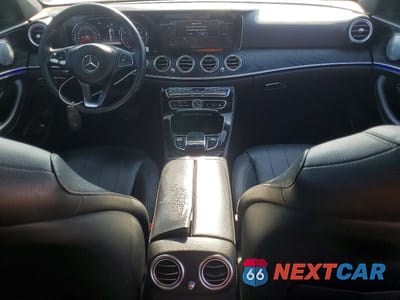 Zdjęcie 8 z 11 samochodu: 2017 MERCEDES-BENZ E 300 VIN:WDDZF4JB6HA082969 - miniatura