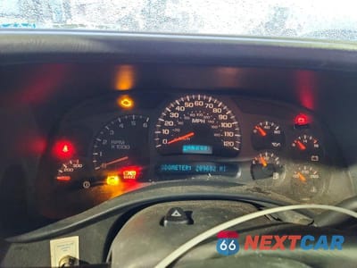 Zdjęcie 9 z 11 samochodu: 2004 GMC SIERRA K2500 HEAVY DUTY VIN:1GTHK29U74E219206 - miniatura