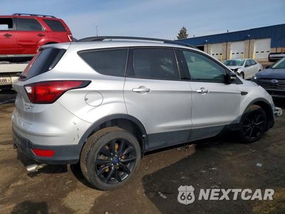 Trzecie zdjęcie samochodu z tyłu: 2019 FORD ESCAPE TITANIUM VIN:1FMCU9J93KUB89222 - miniatura