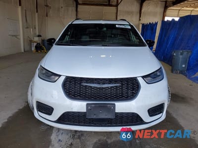 Piąte zdjęcie samochodu w środku: 2025 CHRYSLER PACIFICA LIMITED VIN:2C4RC1GG1SR529831 - miniatura