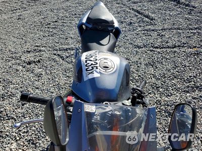 Piąte zdjęcie samochodu w środku: 2023 HONDA CBR500 RA VIN:MLHPC625XP5400837 - miniatura