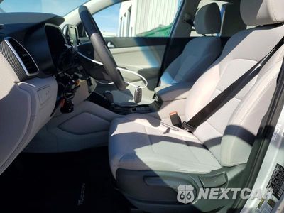 Zdjęcie 7 z 13 samochodu: 2019 HYUNDAI TUCSON SE VIN:KM8J23A49KU907497 - miniatura