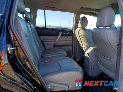 Zdjęcie 11 z 12 samochodu: 2013 TOYOTA HIGHLANDER SE VIN:5TDBK3EH6DS254544 - miniatura