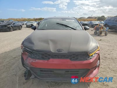 Piąte zdjęcie samochodu w środku: 2021 KIA K5 GT LINE VIN:5XXG64J25MG012427 - miniatura