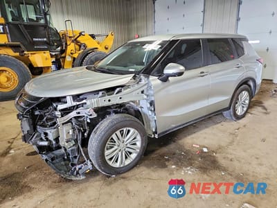 2024 MITSUBISHI OUTLANDER MAX 650 JA4J4UA83RZ073953 - główne zdjęcie licytacji z USA - miniatura