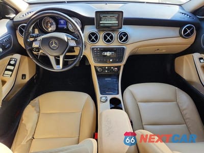 Zdjęcie 8 z 12 samochodu: 2015 MERCEDES-BENZ GLA 250 VIN:WDCTG4EB3FJ109088 - miniatura