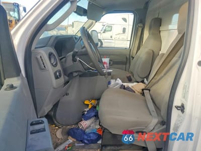 Zdjęcie 7 z 13 samochodu: 2024 FORD ECONOLINE E350 SUPER DUTY CUTAWAY VAN VIN:1FDWE3FN6RDD04676 - miniatura