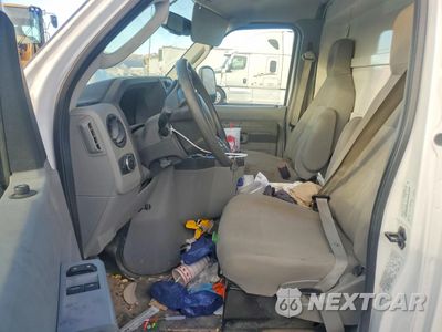 Zdjęcie 7 z 13 samochodu: 2024 FORD ECONOLINE E350 SUPER DUTY CUTAWAY VAN VIN:1FDWE3FN6RDD04676 - miniatura