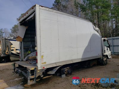 Trzecie zdjęcie samochodu z tyłu: 2011 ISUZU NPR VIN:JALC4W160B7001777 - miniatura