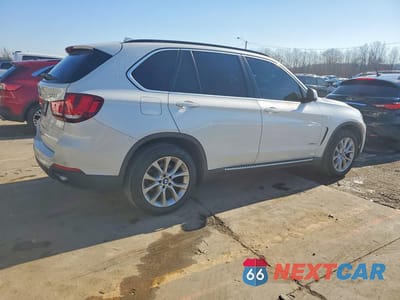 Trzecie zdjęcie samochodu z tyłu: 2016 BMW X5 XDRIVE35I VIN:5UXKR0C53G0P29317 - miniatura