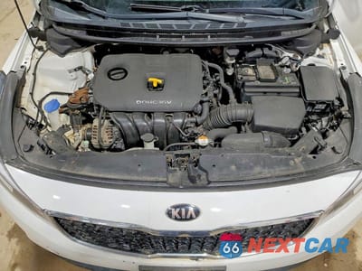 Zdjęcie 11 z 12 samochodu: 2018 KIA FORTE LX VIN:3KPFK4A72JE245186 - miniatura