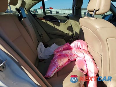 Zdjęcie 10 z 12 samochodu: 2011 MERCEDES-BENZ C 300 4MATIC VIN:WDDGF8BB3BR183294 - miniatura