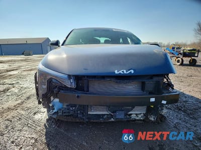 Piąte zdjęcie samochodu w środku: 2025 KIA K4 GT-LINE VIN:3KPFW4DE1SE245731 - miniatura