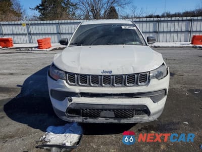 Piąte zdjęcie samochodu w środku: 2024 JEEP COMPASS SPORT VIN:3C4NJDAN6RT136802 - miniatura