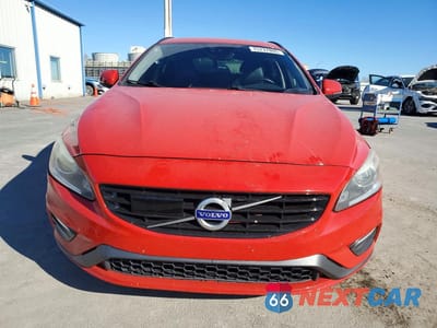 Piąte zdjęcie samochodu w środku: 2018 VOLVO V60 T5 DYNAMIC VIN:YV140MEL4J2390029 - miniatura