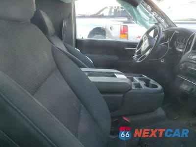 Zdjęcie 10 z 12 samochodu: 2023 CHEVROLET SILVERADO K3500 VIN:1GB3YSE74PF252188 - miniatura