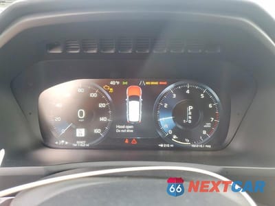 Zdjęcie 9 z 13 samochodu: 2016 VOLVO XC90 T6 VIN:YV4A22PK7G1081694 - miniatura