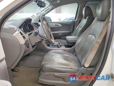 Zdjęcie 7 z 13 samochodu: 2011 CHEVROLET TRAVERSE LS VIN:1GNKREEDXBJ355866 - miniatura