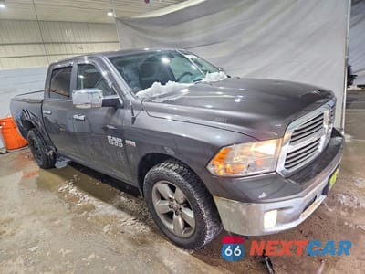 Czwarte zdjęcie samochodu z boku: 2015 RAM 1500 SLT VIN:1C6RR7TT2FS670553 - miniatura