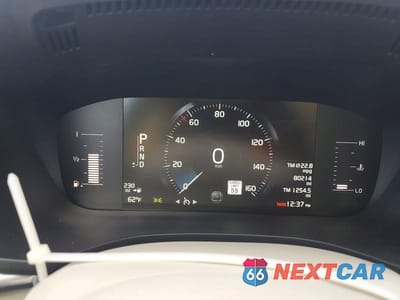 Zdjęcie 9 z 12 samochodu: 2019 VOLVO XC60 T5 MOMENTUM VIN:LYV102DKXKB251593 - miniatura